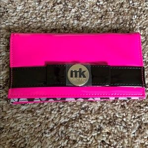 NEW Mary Kay Checkbook Cover!